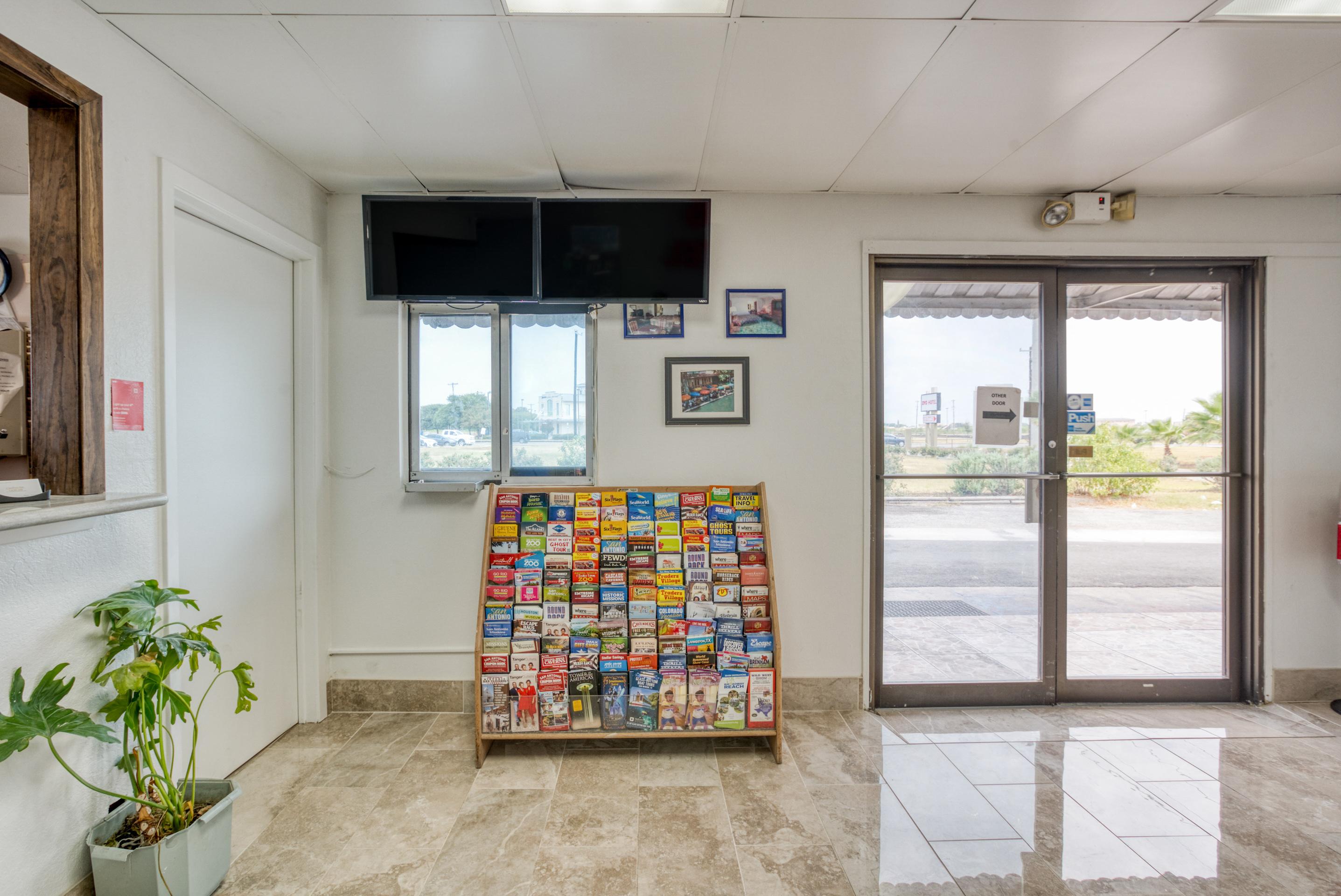 Oyo Hotel San Antonio Lackland Air Force Base West Extérieur photo
