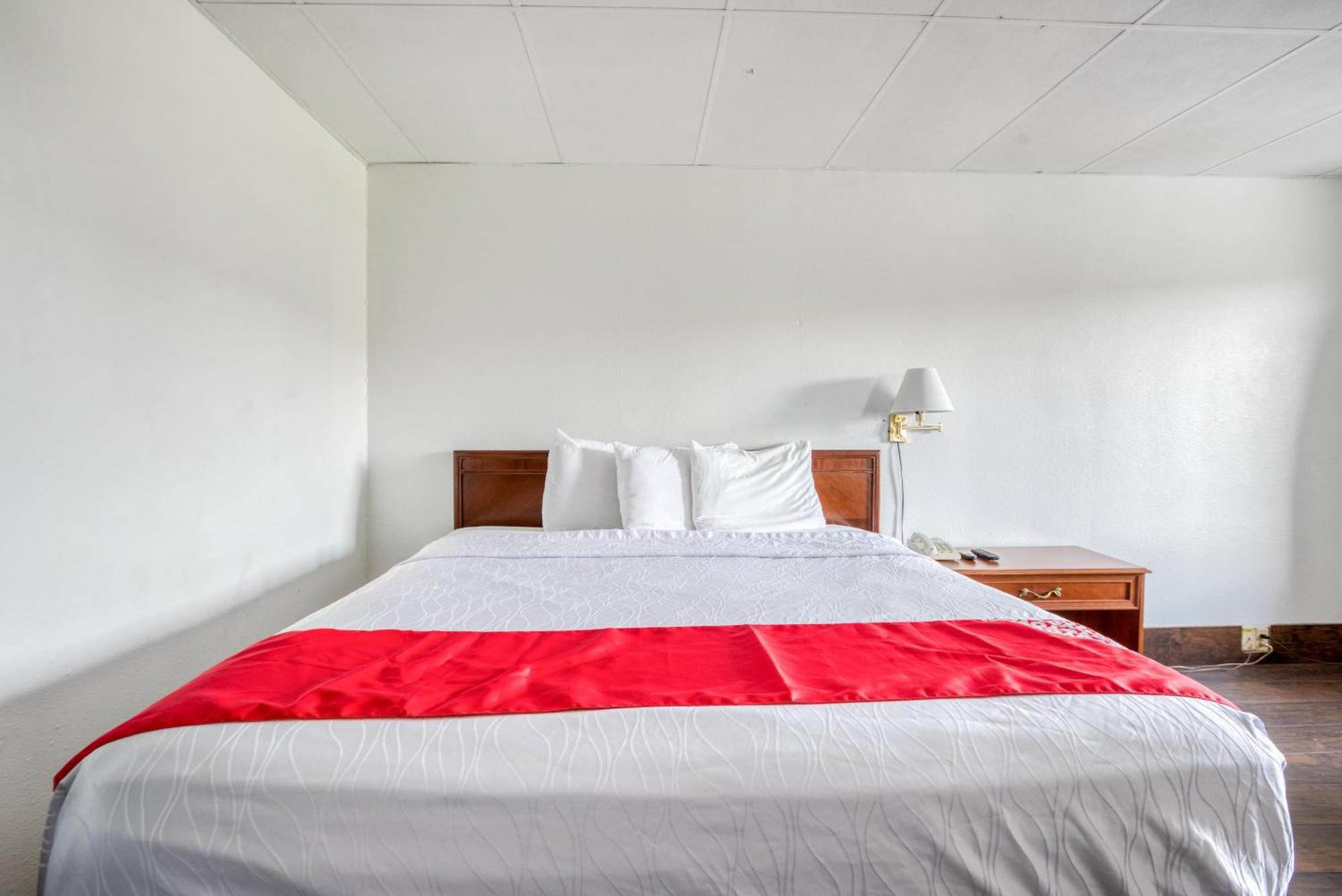 Oyo Hotel San Antonio Lackland Air Force Base West Extérieur photo